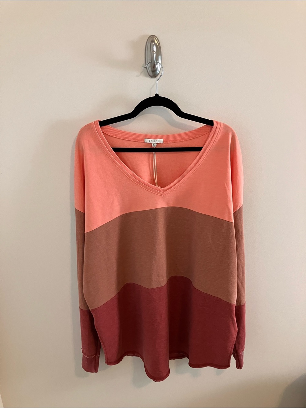 NWT Z Supply V Neck Weekender in Rouge Extra Large